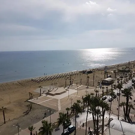 Finikoudes Luxury * Larnaca