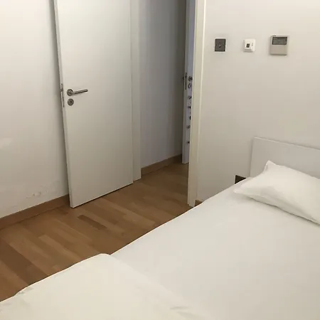Finikoudes Luxury Larnaca