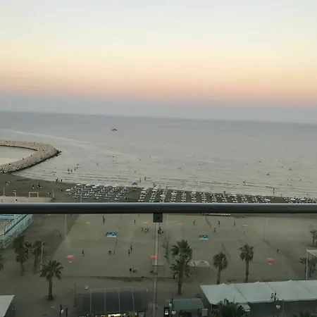 Finikoudes Luxury Larnaca