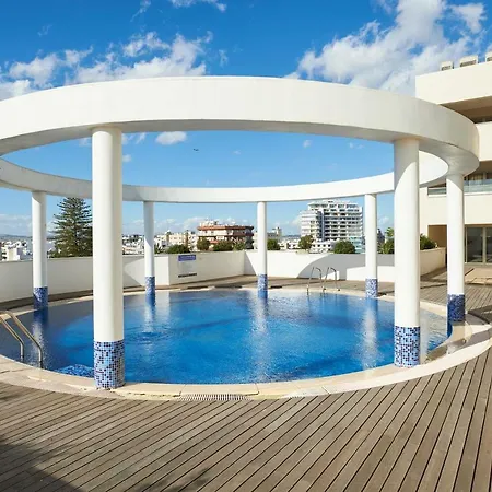 Апартаменты Finikoudes Luxury